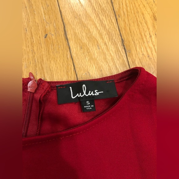 ✨Host Pick✨LULUS Sensational Statement Red Ruffled Bodycon Dress. Small - Picture 8 of 12